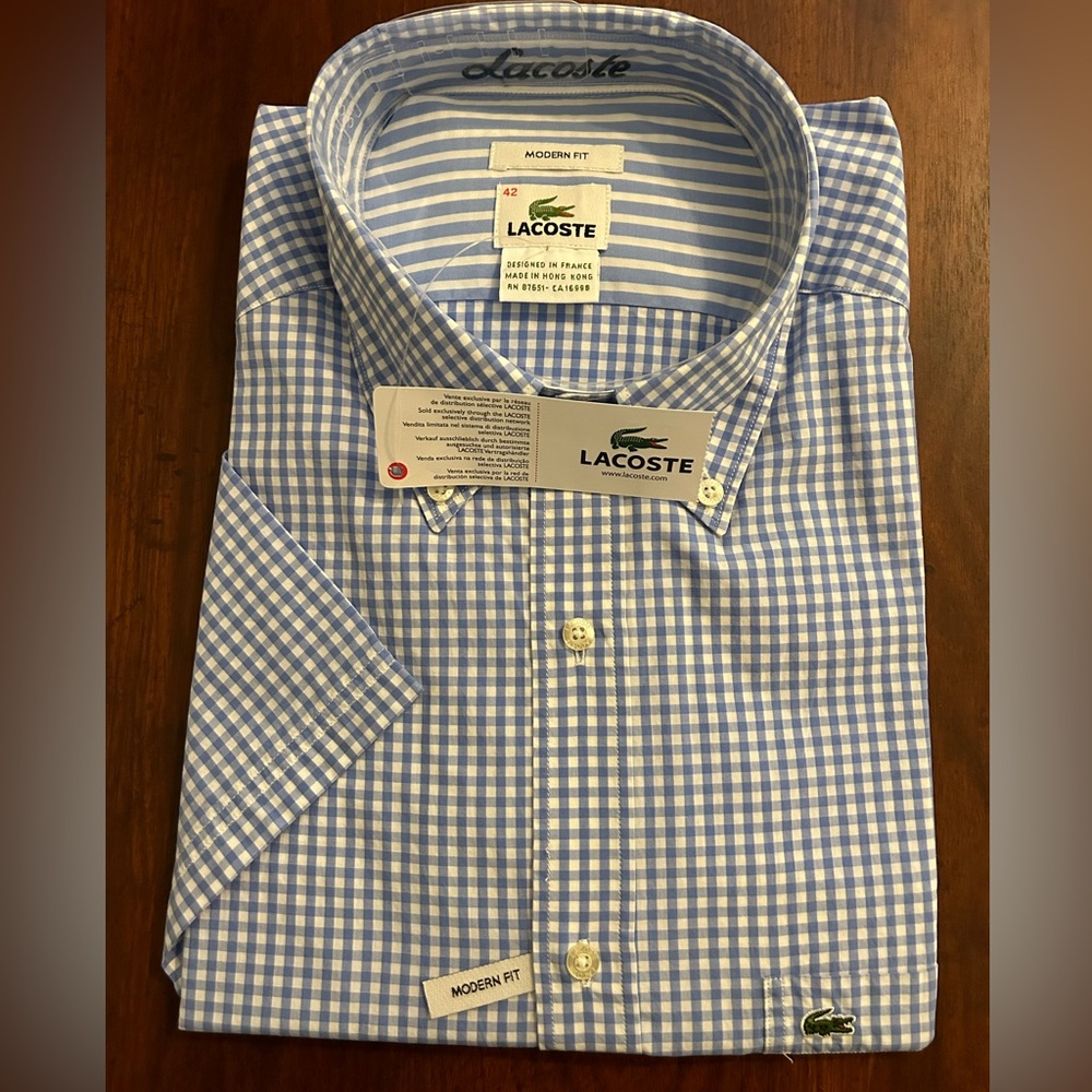 Lacoste modern fit short sleeve size 42 shirt